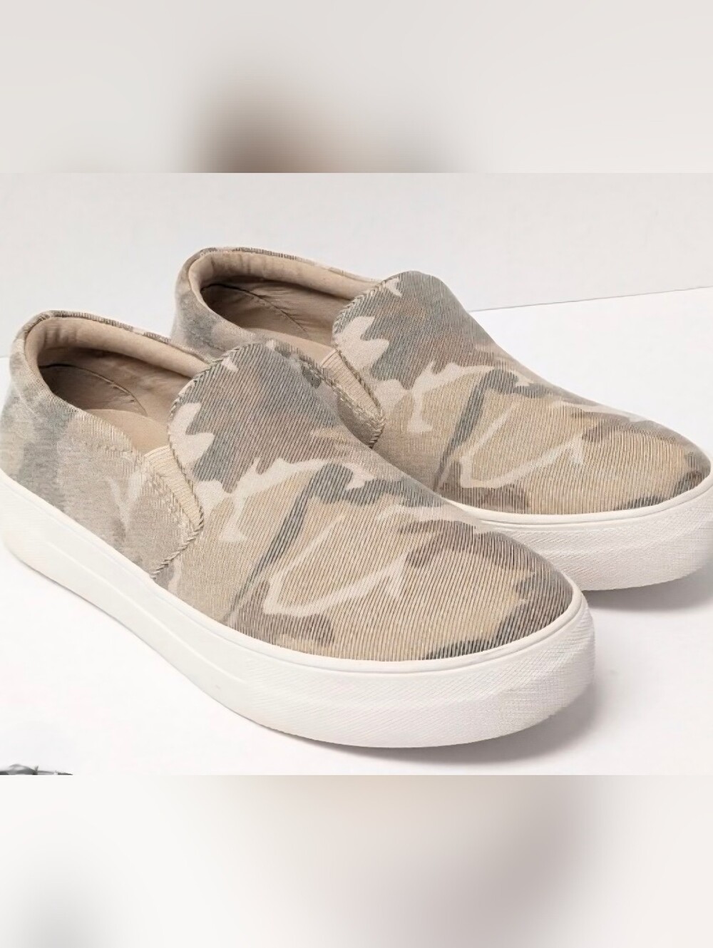 Steve Madden Women's Gills Platform Slip-On Sneaker